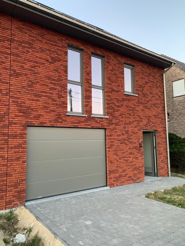 Energiezuinige woning te huur met tuin, 4 slaapkamers, grote garage
